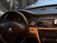 Gebraucht BMW 320 150 PS (110 kW) 2007 Kombi
