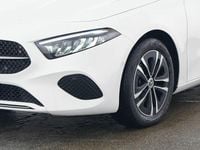 Gebraucht Mercedes A180 Progressive 136 PS (100 kW) 2025 Unilack polarweiß Limousine