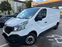 Gebraucht Renault Trafic 121 PS (88 kW) 2017 Weiß Van / Kleinbus