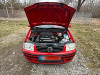 Gebraucht VW Golf IV 64 PS (47 kW) 2001 Rot Kleinwagen