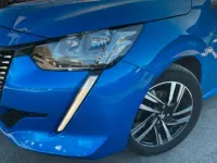 Gebraucht Peugeot 208 Allure 101 PS (74 kW) 2019 Blau Kleinwagen