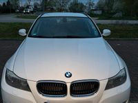 Gebraucht BMW 318 143 PS (105 kW) 2012 Weiß Kombi