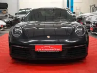Gebraucht Porsche 911 Carrera 4 385 PS (283 kW) 2020 Tiefschwarz Coupé