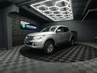 Gebraucht Mitsubishi L200 Plus 181 PS (133 kW) 2017 Silber Pickup