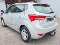 Gebraucht Hyundai ix20 Style 90 PS (66 kW) 2013 Silber Kleinwagen