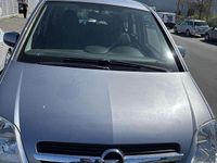 Gebraucht Opel Meriva Essentia 101 PS (74 kW) 2003 Van / Kleinbus