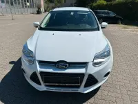 Używany Ford Focus 100 KM (73 kW) 2014 Biały Kombi