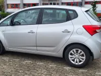 Gebraucht Hyundai ix20 Classic 90 PS (66 kW) 2015 Silber Kleinwagen