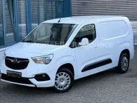 Gebraucht Opel Combo Edition 131 PS (96 kW) 2020 Weiß Van / Kleinbus
