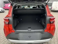 Neu Opel Frontera 145 PS (106 kW) 2026 Kanyon orange SUV