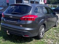 Gebraucht Ford Focus Business Edition 101 PS (74 kW) 2015 Grau Limousine