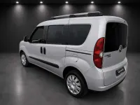 Gebraucht Opel Combo 95 PS (69 kW) 2014 Silber Van / Kleinbus