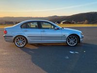 Gebraucht BMW 325 192 PS (141 kW) 2001 Silber Limousine