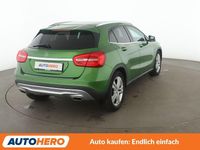 Gebraucht Mercedes GLA180 Urban 122 PS (89 kW) 2016 Grün SUV