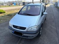 Gebraucht Opel Zafira Elegance 125 PS (91 kW) 2002 Silber Van / Kleinbus