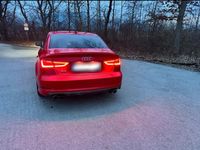 Gebraucht Audi S3 300 PS (220 kW) 2014 Rot Limousine