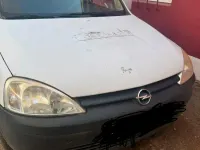 Gebraucht Opel Combo 72 PS (52 kW) 2006 Weiß Van / Kleinbus