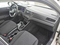 Gebraucht VW Taigo Basis 95 PS (69 kW) 2023 Grau SUV