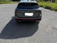 Gebraucht VW Passat R-line 272 PS (200 kW) 2024 Grau Kombi
