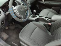 gebraucht Nissan Qashqai Silber metallic