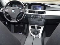 Gebraucht BMW 318 Comfort Edition 143 PS (105 kW) 2010 Silber Limousine