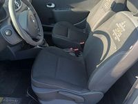 Gebraucht Renault Clio II Authentique 75 PS (55 kW) 2011 Silber Limousine