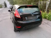 Gebraucht Ford Fiesta 75 PS (55 kW) 2014 Schwarz Kleinwagen