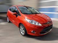 Gebraucht Ford Fiesta Titanium 82 PS (60 kW) 2011 Rot Kleinwagen