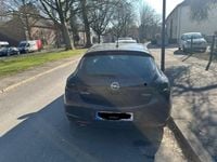 Gebraucht Opel Astra 140 PS (102 kW) 2012 Braun Limousine