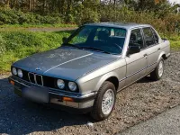 Gebraucht BMW 318 102 PS (75 kW) 1987 Silber Limousine