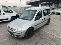 Gebraucht Opel Combo Edition 97 PS (71 kW) 2006 Silber Van / Kleinbus