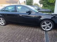 Gebraucht Audi A4 Ambition 170 PS (125 kW) 2013 Schwarz Limousine