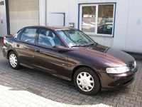 Gebraucht Opel Vectra Basis 101 PS (74 kW) 1999 Braun Limousine