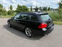 Gebraucht BMW 318 143 PS (105 kW) 2012 Schwarz Limousine