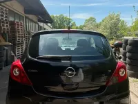 Używany Opel Corsa 80 KM (58 kW) 2008 Czarny Hatchback