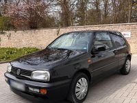 Second-hand VW Golf 75 CP (55 kW) 1993 Negru Coupe