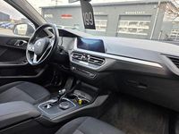 Gebraucht BMW 118 Advantage 150 PS (110 kW) 2021 Silber Kleinwagen