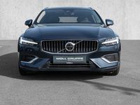 Gebraucht Volvo V60 Plus 253 PS (186 kW) 2022 Denim blue / metallic Kombi