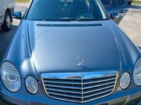 Gebraucht Mercedes E200 184 PS (135 kW) 2008 Grau Limousine