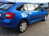 Gebraucht Skoda Rapid 105 PS (77 kW) 2013 Raceblau metallic Kleinwagen