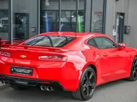 Gebraucht Chevrolet Camaro 453 PS (333 kW) 2016 Red hot Coupé