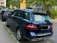 Gebraucht Mercedes ML250 204 PS (150 kW) 2013 Blau SUV