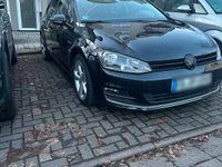 Gebraucht VW Golf VII LOUNGE 110 PS (80 kW) 2015 Schwarz Limousine