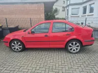 Gebraucht VW Bora 115 PS (84 kW) 1999 Rot Limousine