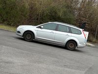 Usata Ford Focus 100 CV (73 kW) 2009 Argento Station wagon