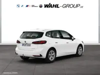 Gebraucht BMW 220 Active Tourer Performance 163 PS (119 kW) 2025 Alpinweiß uni Van / Kleinbus