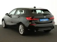 Gebraucht BMW 120 Advantage 190 PS (139 kW) 2023 Saphirschwarz metallic Kleinwagen