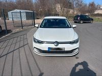 Gebraucht VW Golf VII 116 PS (85 kW) 2021 Weiß Kleinwagen