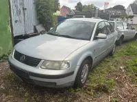Gebraucht VW Passat 101 PS (74 kW) 1998 Grau Limousine