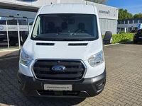 Gebraucht Ford Transit Trend 170 PS (125 kW) 2022 Weiß Limousine
